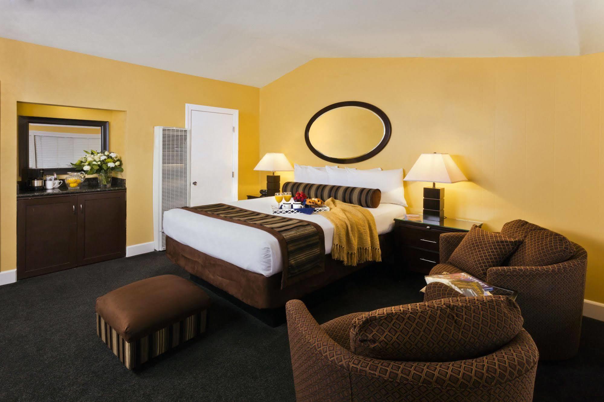 Monterey Peninsula Inn Pacific Grove Dış mekan fotoğraf
